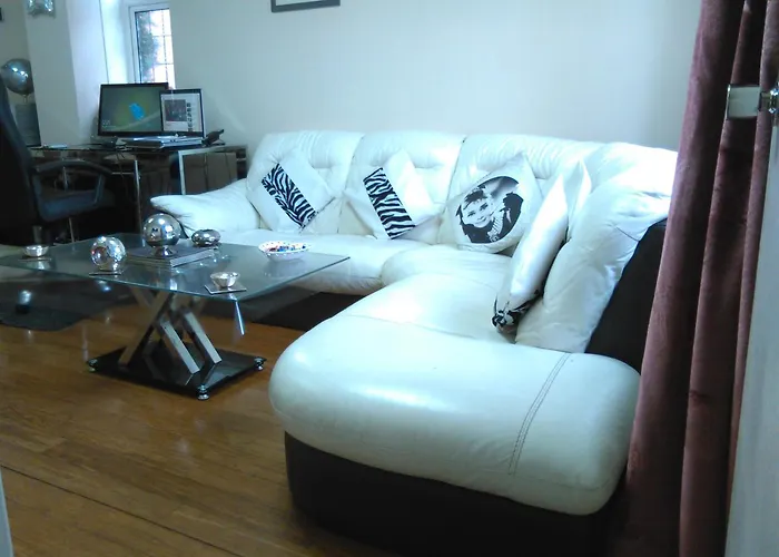 Bianca\'S House Hotel Heathrow Airport