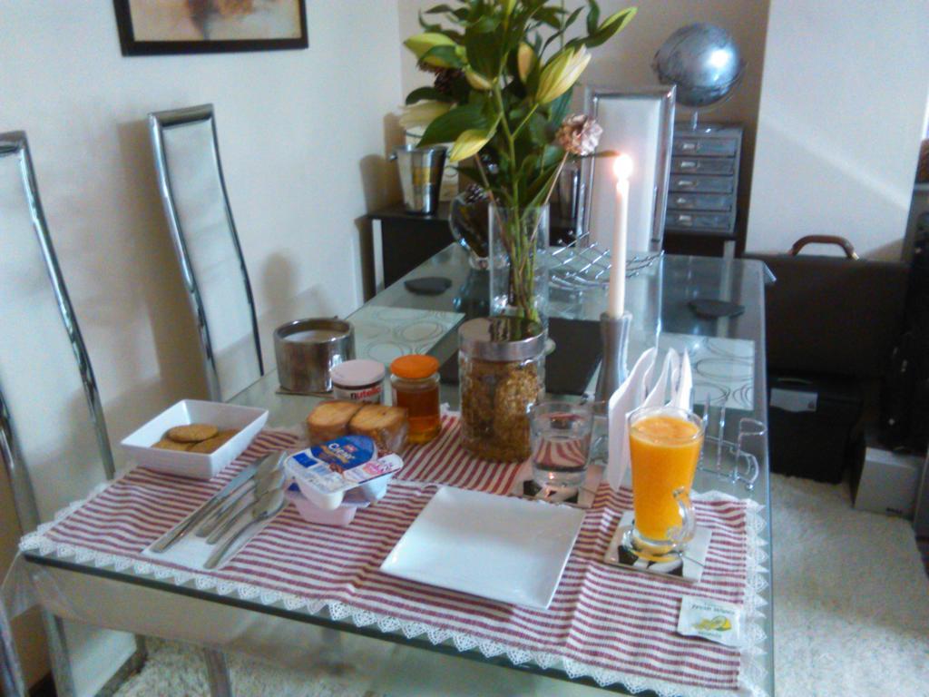 Bianca's House Heathrow Airport 4*